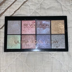 Makeup Revolution London Ultra Cool Glow